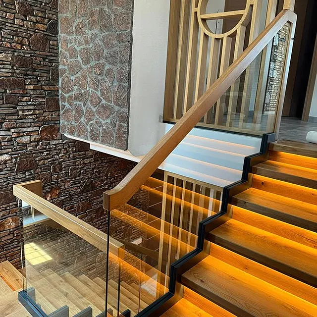 gialina-kagela-tsiaras-glass