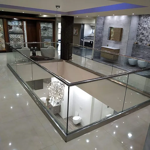 gialina-kagela-tsiaras-glass